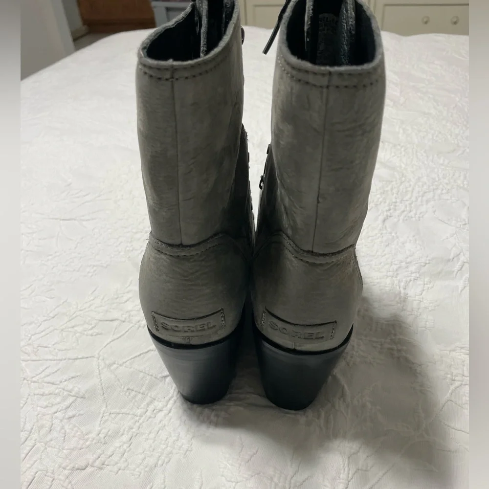 NWOB Sorel Womens After Hours Lace Up Boots Size 10